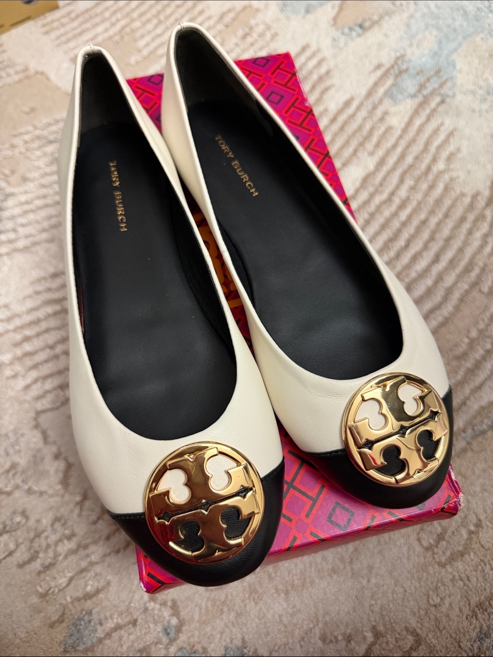 Tory Burch White Leather Chelsea Cap-Toe Ballet Flat New Ivory/Black